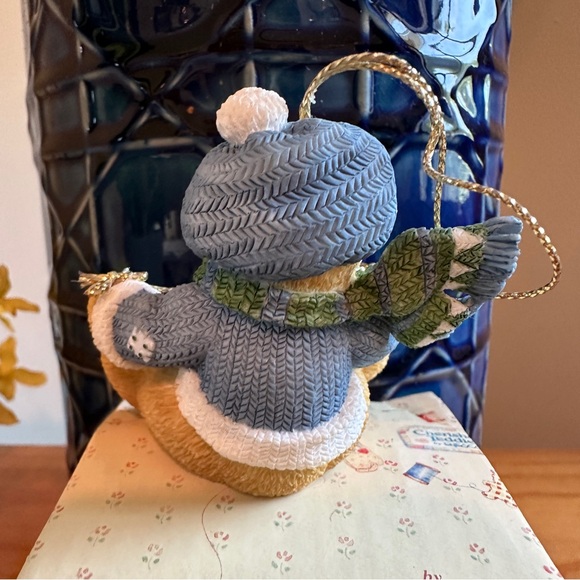 Cherished Teddies 1997 Bear with Dangling Snowflakes ornament - Picture 3 of 5